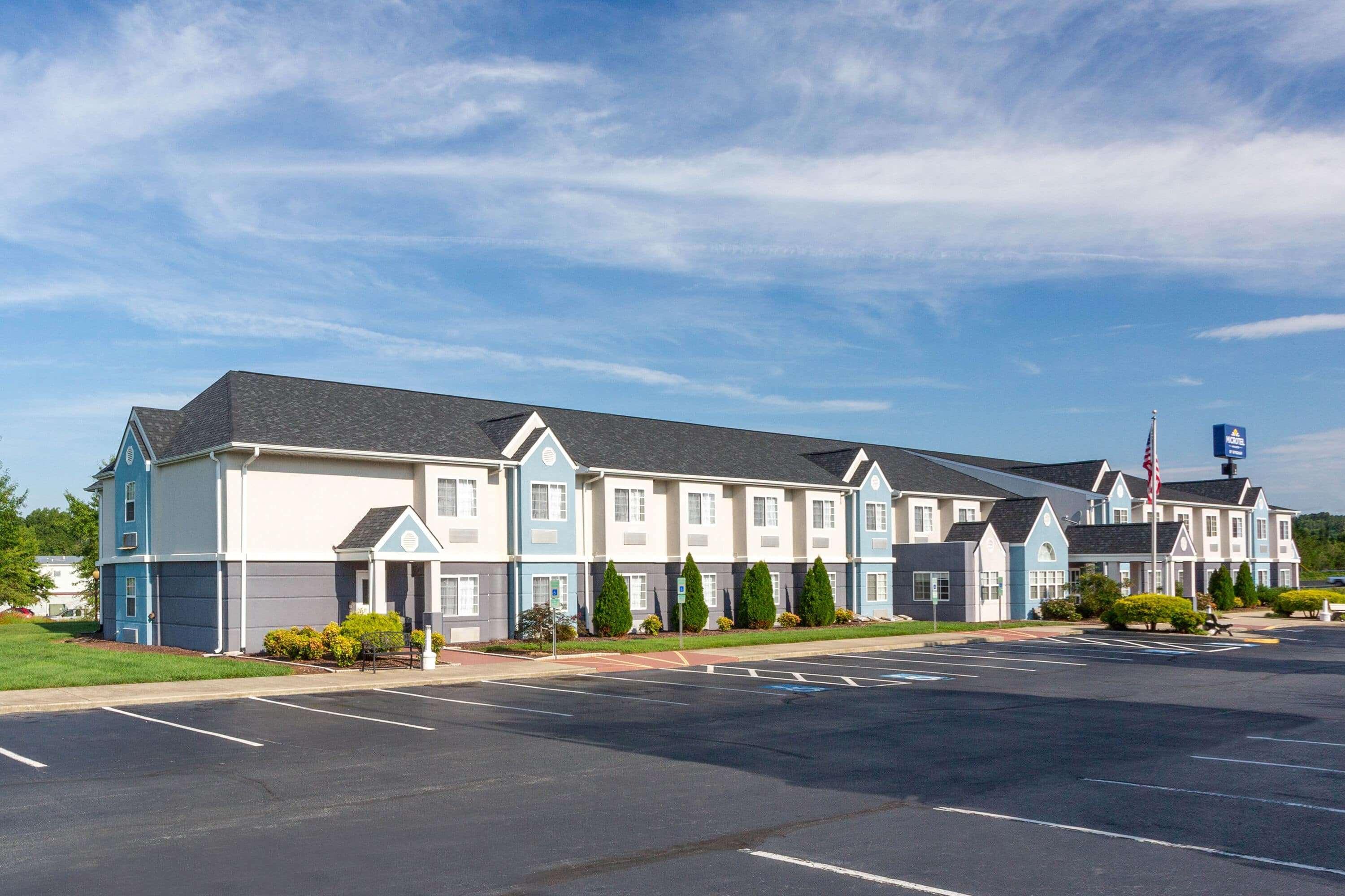 Microtel Inn & Suites By Wyndham Burlington Exterior foto